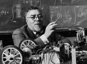Cibernética: La Pequeña Idea de Wiener que Creó el Ciber