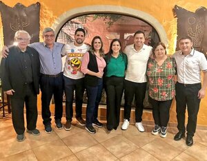 A pesar de diferencias, aseguran que oposición se fortalece en Asunción ante golpeada ANR