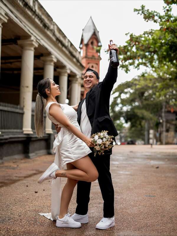 Male González y Jorge Ruiz Díaz cuentan los días para dar el “sí, quiero” - Gente - ABC Color