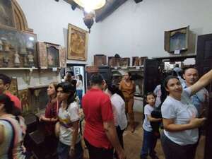 Itauguá revive su historia: multitud colma la Noche de los Museos  - Nacionales - ABC Color