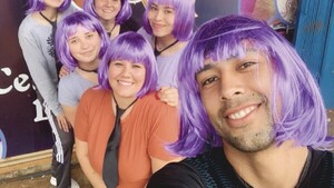 Furor por pelucas moradas de “LAS DE LA INTUICIÓN”