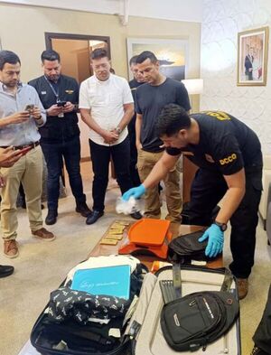 Popular / Caso lingotes de oro: Juez decreta prisión para alto funcionario de la Dinac y dos muchachones