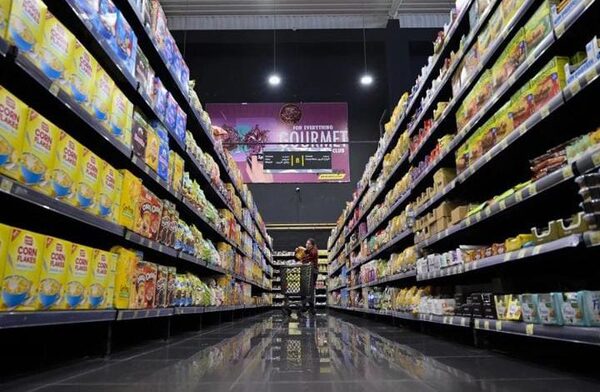 El consumo de ultraprocesados explicaría el aumento de cáncer de colon en los jóvenes, según un estudio - San Lorenzo Hoy