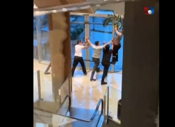 Popular / (VIDEO). Vientos "huracanados" armaron sarambi en Encarnación