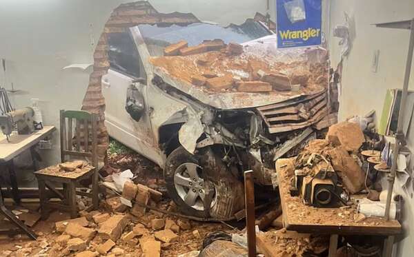 Docente muere atropellada por ebrio al volante