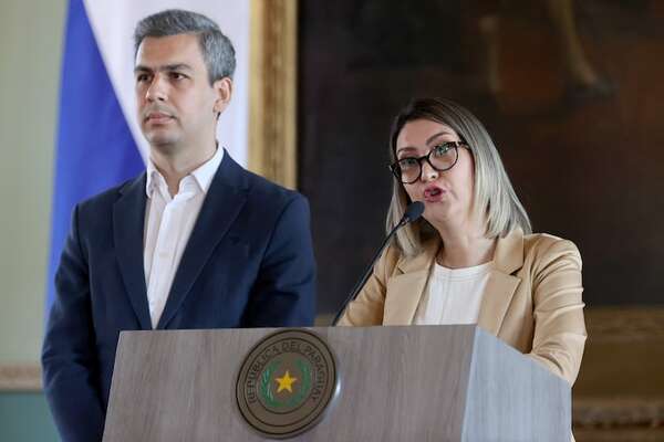 Gobierno insiste en que crecimiento de empleo en Paraguay es “contundente” - Economía - ABC Color