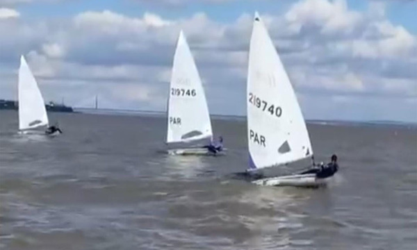 Lago Ypacaraí: dos jóvenes atletas velistas desaparecen y reaparecen ilesas tras fuerte tormenta - OviedoPress