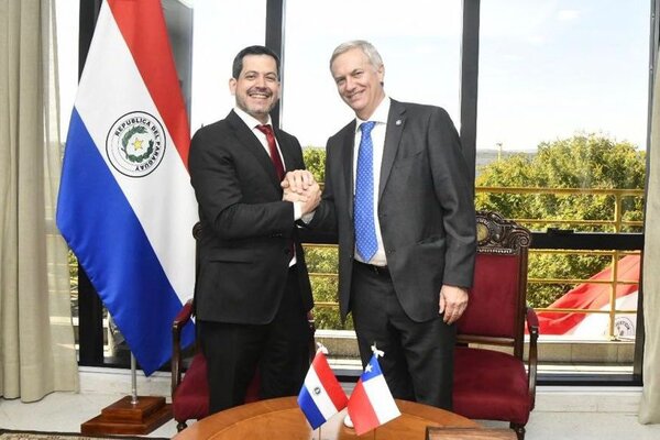 Popular / Diputado felicitó a candidato chileno que tendrá su "segunda vuelta"