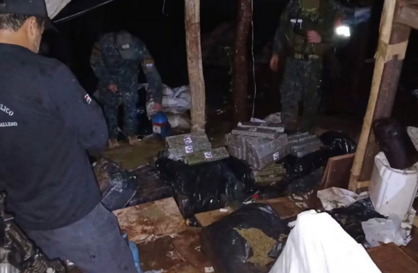 Otro golpe al narcotráfico: Incautan más de 10 toneladas de marihuana, con perjuicio de USD 1.680.000 - ADN Digital