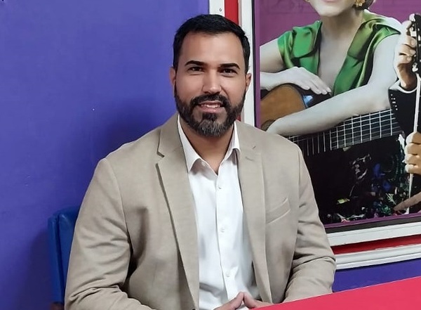 Popular / Cristhian Samaniego:"Urge una renovación de toda la clase política"