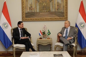 Brasil entrega informe por espionaje y se retoman diálogos