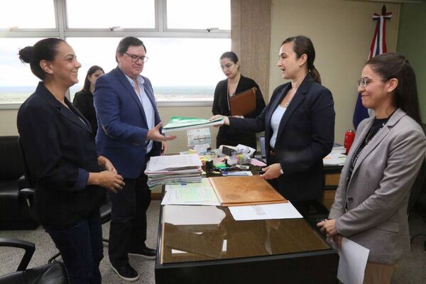 Juzgado de Ejecución Penal entregó 15 inmuebles y 1 avioneta a la Senabico