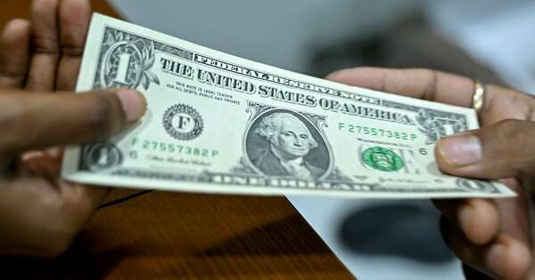 La Nación / Mercado interno todavía “espera” una suba del dólar para finales del año