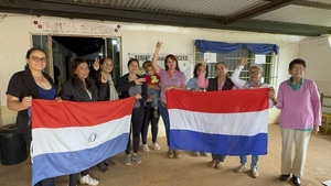 Usuarios de la USF Juan XXIII se movilizan en apoyo a su médico - Concepción al Día