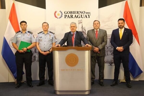 Gobierno brinda detalles de operativo que permitió incautar 22 kilos de oro en el aeropuerto Silvio Pettirossi