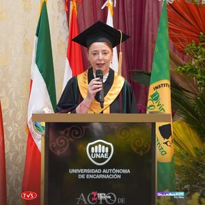 UNAE REALIZÓ SEIS CEREMONIAS DE GRADUACIÓN MARCADAS POR SOLEMNIDAD Y EXCELENCIA ACADÉMICA - «TVS DIGITAL»