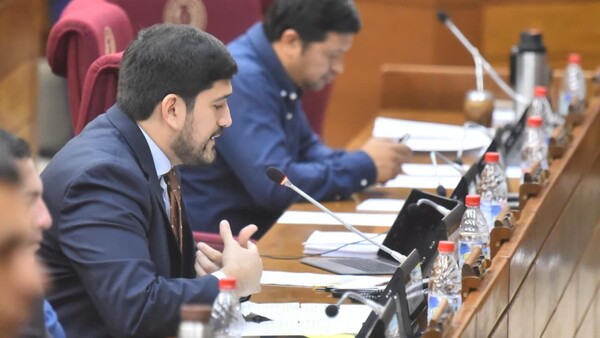 Mauricio Espínola propone salvaguarda para locales de San Bernardino ante medida municipal