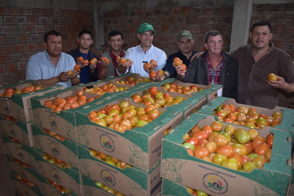 Titular del MAG resalta la exportación como apoyo a pequeños productores - ADN Digital
