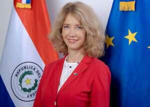 Video: embajadora de UE habla en guaraní y busca “descubrir este hermoso país”  - Nacionales - ABC Color