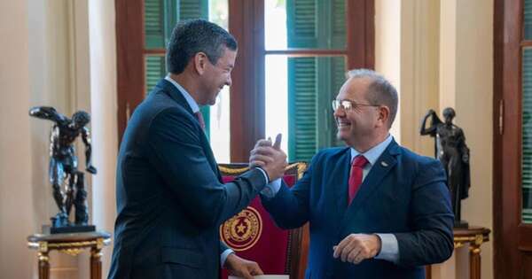 La Nación / Camilo Pérez confirmó que fue consultado por Santiago Peña para la Intendencia de Asunción