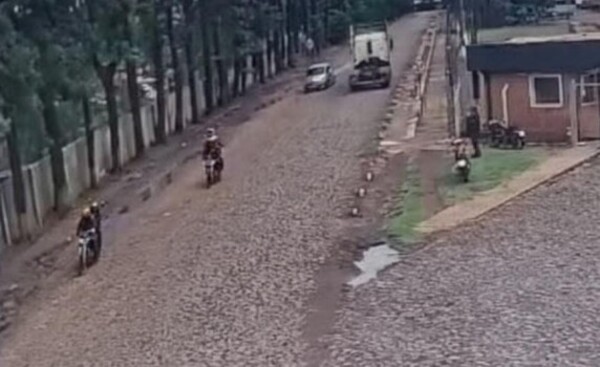 Cuatro delincuentes asaltan a gerente dentro de Algesa