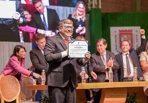 Mujica destaca valor de la manifestación ciudadana durante su acto de proclamación - ABC en el Este - ABC Color