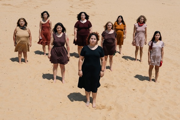 "Mujeres de arena" sube a las tablas de la Manzana de la Rivera