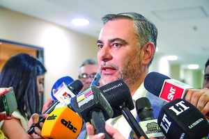 Senador Pide a Ortega Declinar y Apoyar a Soledad Núñez