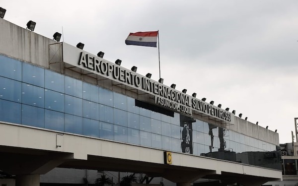 Lanús y Mineiro arribarán este miércoles y vuelos chárter llegarán el sábado