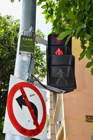 Desarrollo: Asunción habilita su primer semáforo inclusivo - Portal Digital Cáritas Universidad Católica