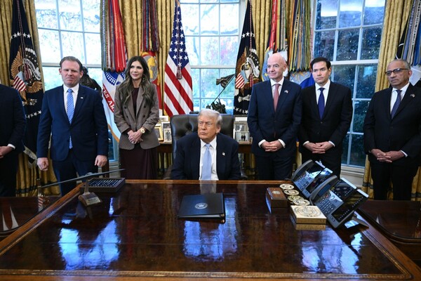 Trump anuncia visas exprés para aficionados con boletos del Mundial 2026