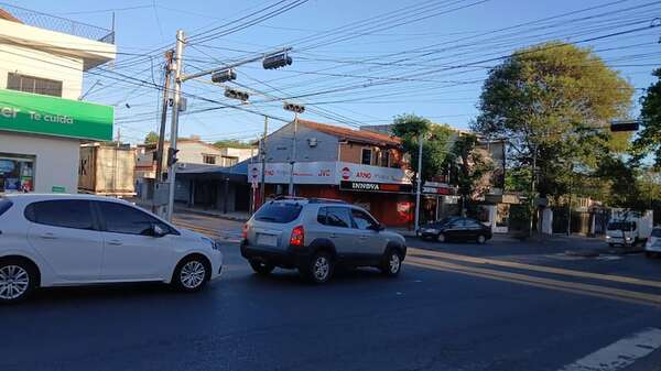 Asunción prohíbe un nuevo giro a la izquierda en una avenida clave: mirá cuál es - Nacionales - ABC Color