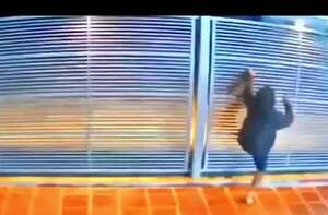 Video: malviviente escapa con lo justo antes de que ser atacado por Thor - Nacionales - ABC Color