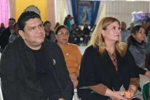 Diputado Salinas desmiente liberación de marcación de su hijo en Itaipú y dice que ya renunció - Política - ABC Color