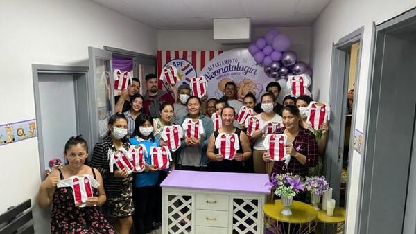 Semana del Prematuro en Clínicas: "Clasificó al mundial de la vida"