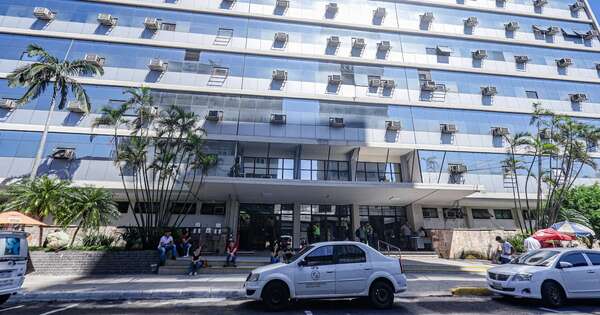 La Nación / IPS pagó haberes y aguinaldo, pero quedan pendientes 1.300 jubilados