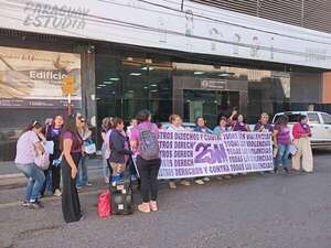 Lanzan el #25N: denuncian retrocesos, violencia y autoritarismo estatal - Nacionales - ABC Color