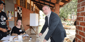 Justo Zacarías Irún dice no sentirse culpable de la derrota del Partido Colorado en CDE - Noticiero Paraguay