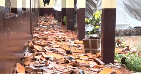 La Nación / Piden ayuda para reparar una escuela que fue afectada por el temporal