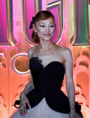 Fan de Ariana Grande, condenado a 9 días de prisión en Singapur - Gente - ABC Color