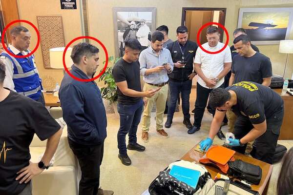 AUDIO. Continúan las investigaciones sobre el oro hallado en el aeropuerto - Periodísticamente - ABC Color