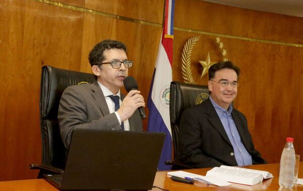 Analizaron problemas sustanciales en el juicio oral y público