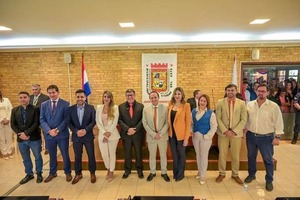 Mujica asume la Intendencia de CDE y arranca gestión con presupuesto 2026 aprobado - ADN Digital