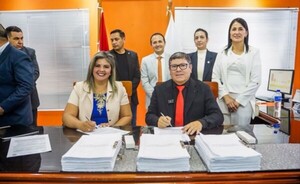 Dani Mujica asumió oficialmente como intendente de Ciudad del Este 