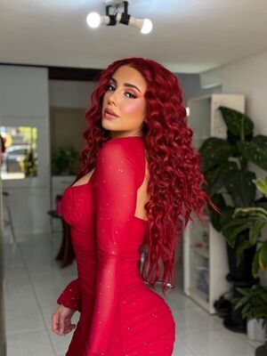 Popular / ¡Vivi Figueredo sorprendió al rollo como pelirroja: "Estoy para complacer a mis seguidores"!