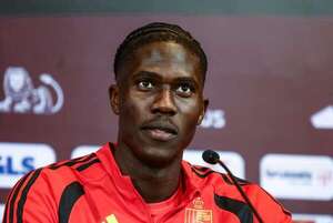 Toda una odisea para conseguir botines de calce 47 - Fútbol Internacional - ABC Color