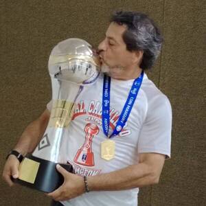 “Soy futbolista frustrado, pero es una de mis pasiones”