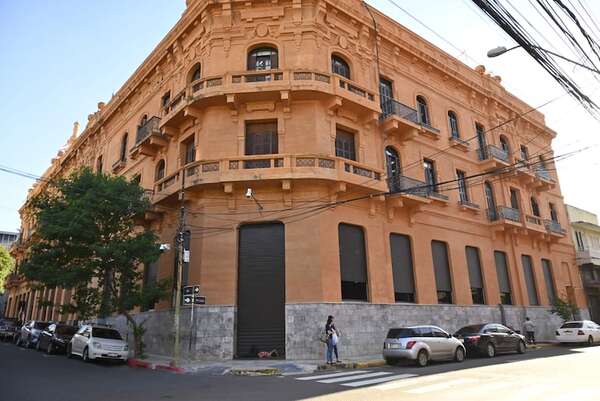 MEF revela el millonario déficit de la Caja Fiscal al cierre de octubre - Economía - ABC Color