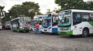 Buses internos de Asunción piden reajuste de G. 600 para seguir operando
