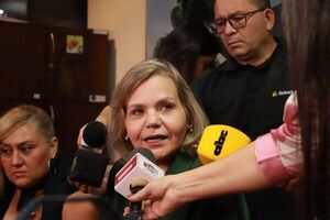 Lilian Samaniego pedirá postergar el estudio del proyecto que modifica el artículo 135 del Código Penal